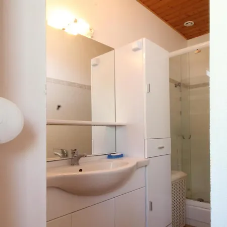 Petite Maison Avec Annexe Independante *