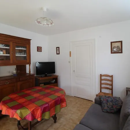 Petite Maison Avec Annexe Independante